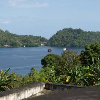 Banda Neira wallpaper