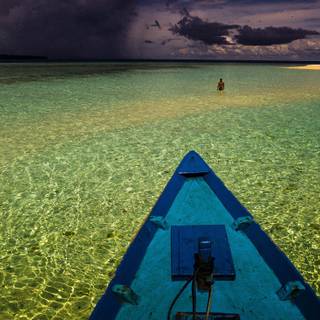 Banda Neira wallpaper