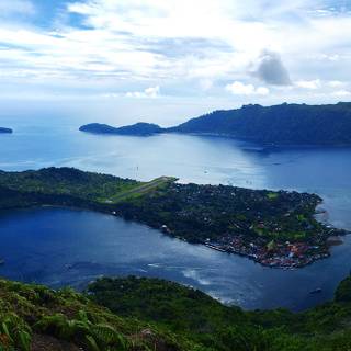 Banda Neira wallpaper