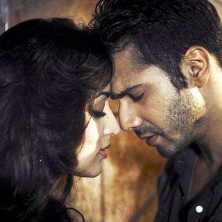 Varun Dhawan sad wallpaper