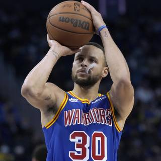 Steph Curry shooting wallpaper