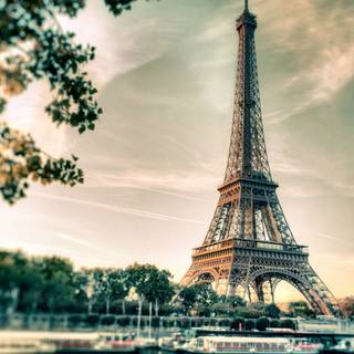 Sunset Eiffel Tower wallpaper
