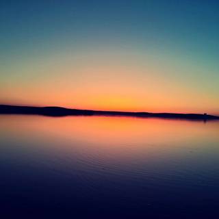 Lakeshore serenity wallpaper