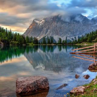 Lakeshore serenity wallpaper