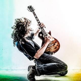 Acoustic guitar players wallpaper