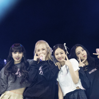 Blackpink 2023 phone wallpaper