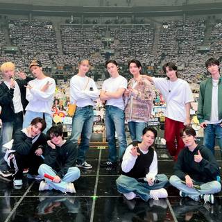 Seventeen 2023 wallpaper