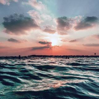 Sea aesthetic PC wallpaper