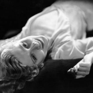 Peg Entwistle wallpaper