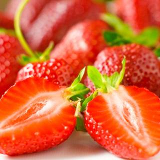 Summer strawberry wallpaper