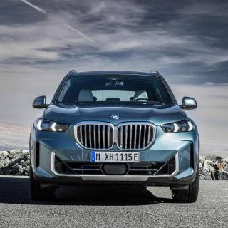 2024 BMW X5 wallpaper