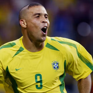 Ronaldo Brazil aesthetic wallpaper