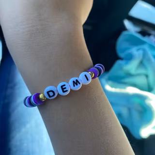 Clay beads wallpaper