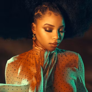 Halle Bailey desktop wallpaper