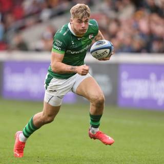 Ollie Hassell Collins wallpaper