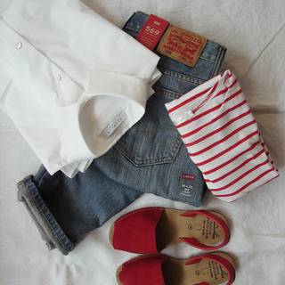 Baggy clothes wallpaper