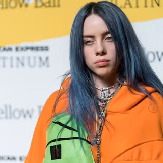 Baggy clothes wallpaper