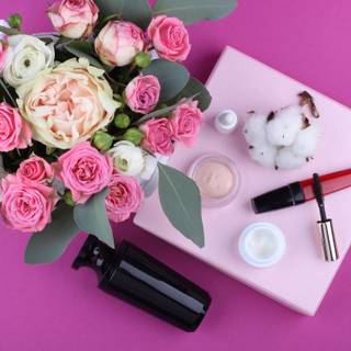 Beauty product wallpaper