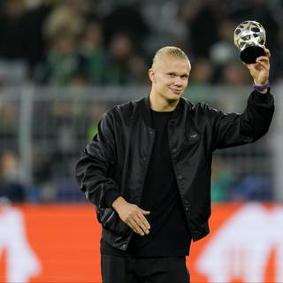 Haaland Man City PC wallpaper