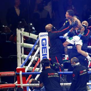 Gervonta Davis vs Leo Santa Cruz wallpaper