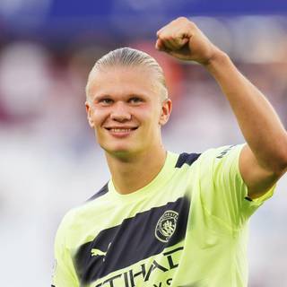 Haaland Man City PC wallpaper