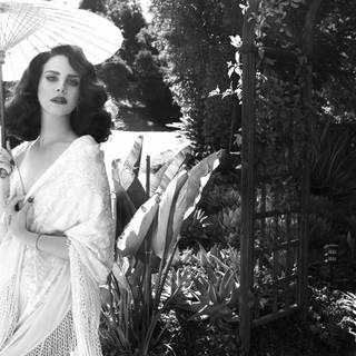 Lana del Rey laptop wallpaper