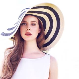 Lana del Rey laptop wallpaper