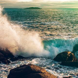 Wave HD iPhone wallpaper