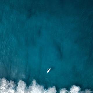 Ocean iPhone 4k wallpaper