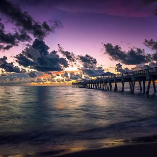 Beach pier wallpaper