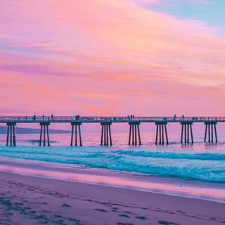 Beach pier wallpaper