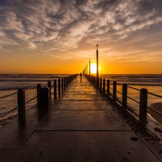 Beach pier wallpaper