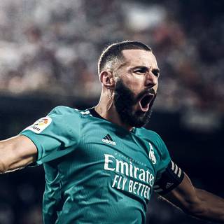 Benzema 2023 mobile wallpaper
