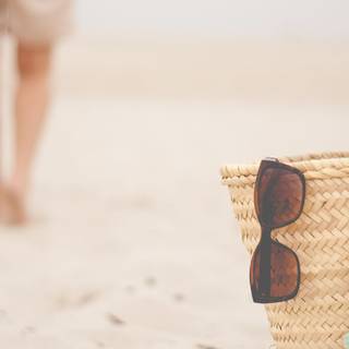 Summer basket wallpaper