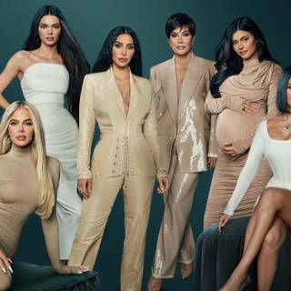 Kardashian family 2023 wallpaper