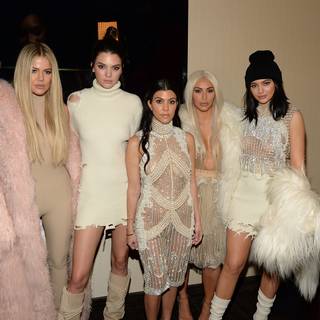 Kardashian family 2023 wallpaper