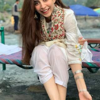 Urwa Hocane wallpaper