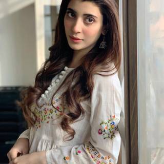 Urwa Hocane wallpaper