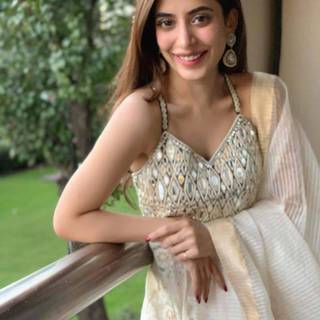 Urwa Hocane wallpaper