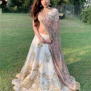 Urwa Hocane wallpaper