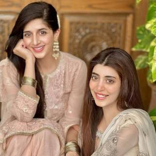 Urwa Hocane wallpaper