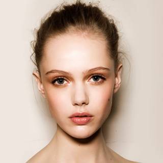 Frida Gustavsson wallpaper