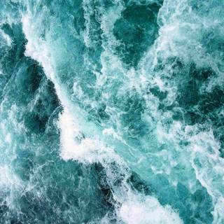 Aesthetic ocean iPad wallpaper