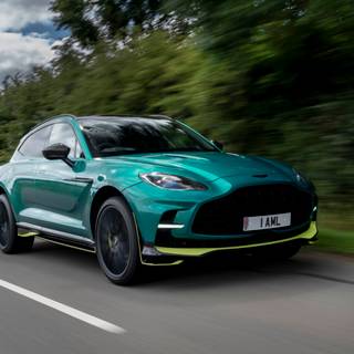 2023 Aston Martin DBX707 wallpaper