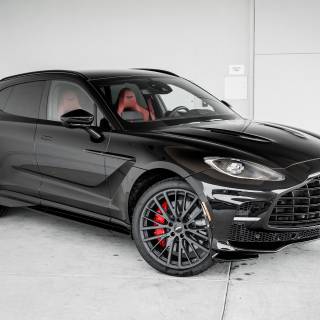 2023 Aston Martin DBX707 wallpaper