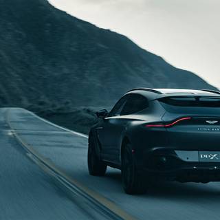 2023 Aston Martin DBX707 wallpaper