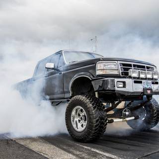 Truck burnout wallpaper