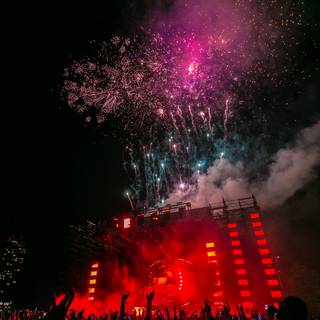 Party poster wallpaper