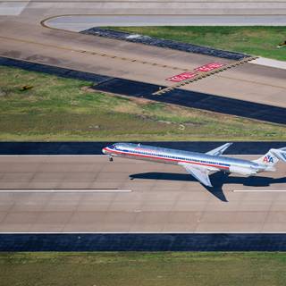 McDonnell Douglas MD-80 wallpaper