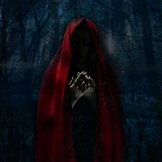 Scary woman wallpaper